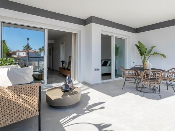Sea-view apartments in Bella Beach, Dénia